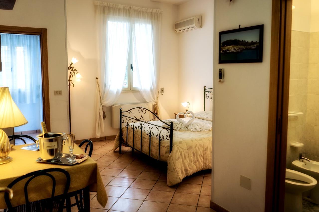 Li Pusciai Bed & Breakfast Cocumola Ngoại thất bức ảnh